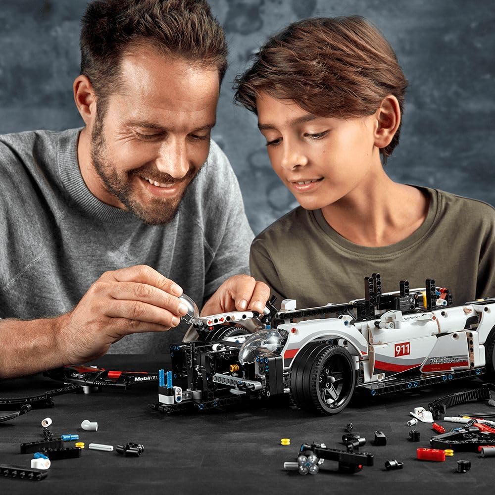 LEGOE Technic Porsch 911 RSR (Set 42096)