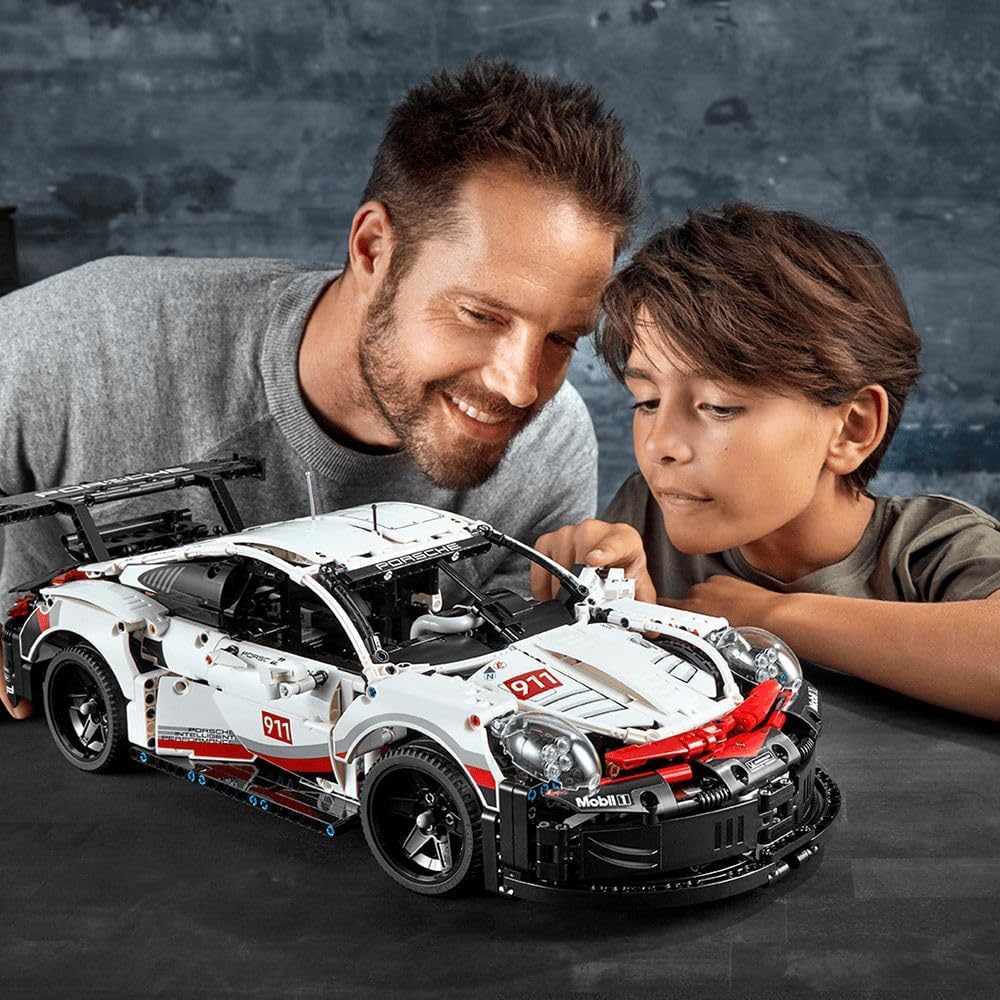 LEGOE Technic Porsch 911 RSR (Set 42096)