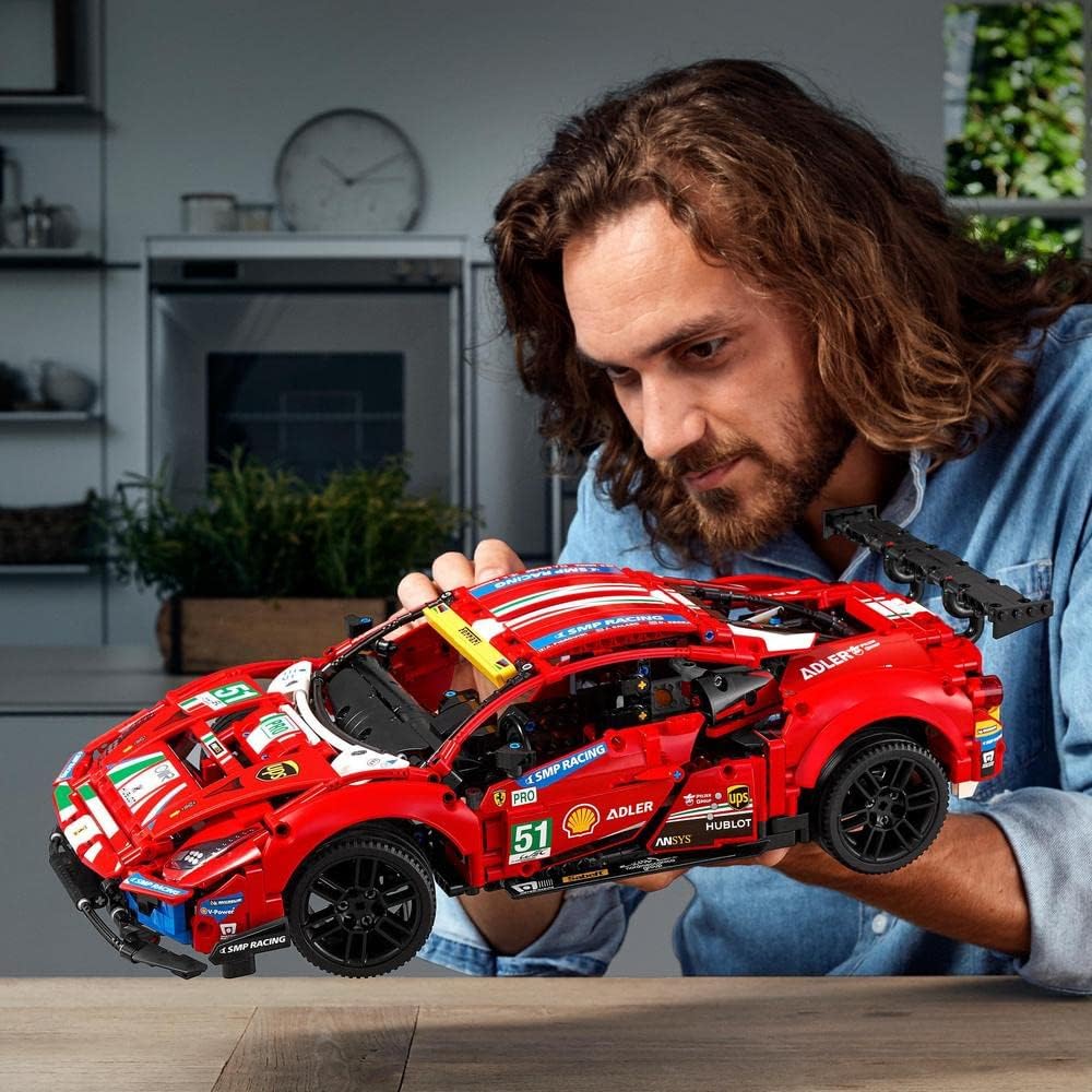 LEGOE Technic Ferari 488 GTE “AF Corse #51” (Set 42125)
